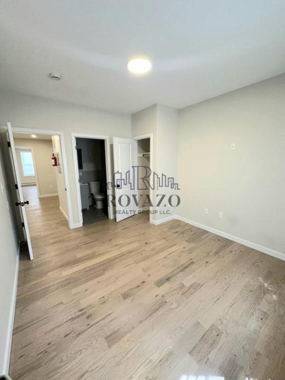 Building Photo - 356 S 6th St