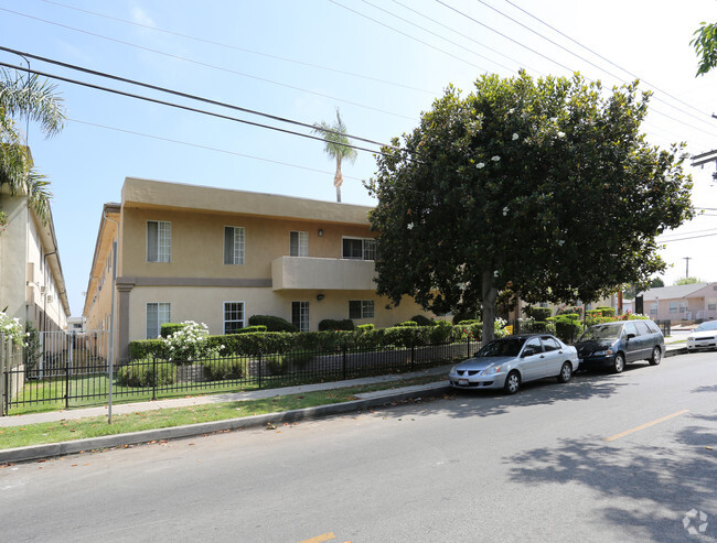 Building Photo - Kittridge Villas