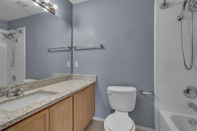 Building Photo - 2312 Tailburton Ct