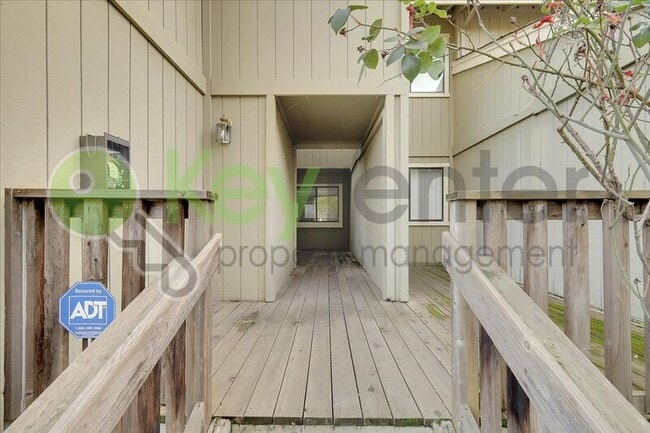 Building Photo - 7733 Lauppe Ln