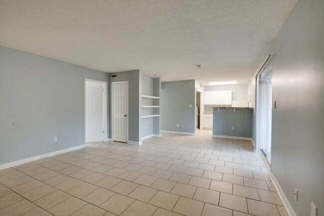 Building Photo - 4914 Cotton Row NW