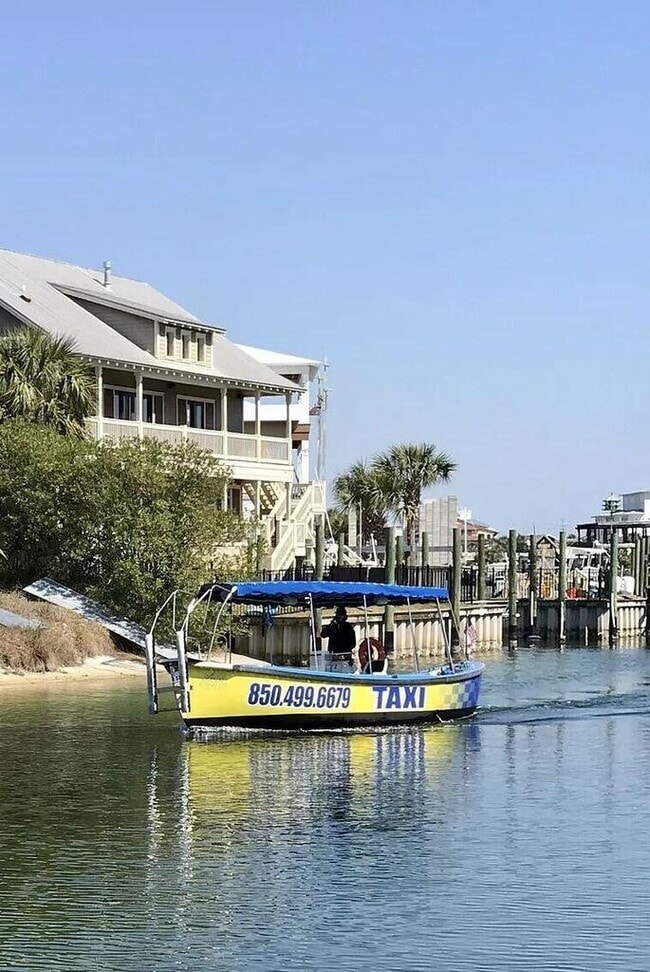 Building Photo - 725 Gulf Shore Dr