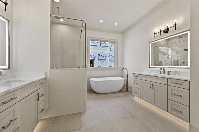 Building Photo - 2447 Rock Maple Dr NE