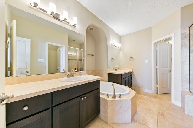 Building Photo - 4205 Feagan St