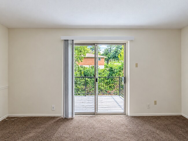 Building Photo - 2601 Tyrell Dr