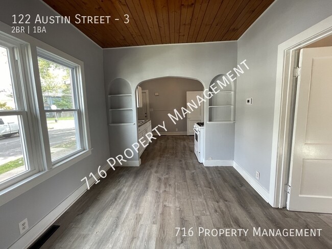 Building Photo - Recently Renovated Gem Near Niagara Street!