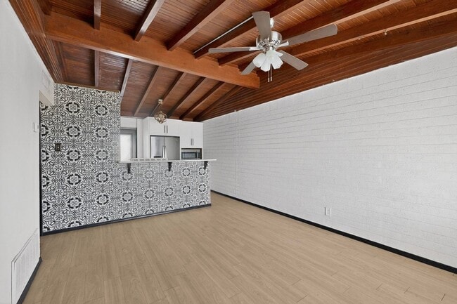 Building Photo - Charming 3 bedroom, 1 bath home in Central East El Paso!