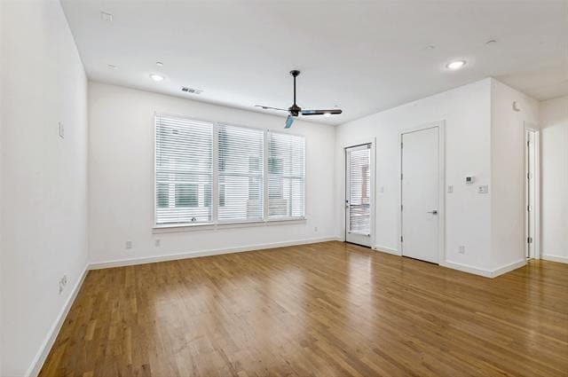 Building Photo - 1510 N Washington Ave