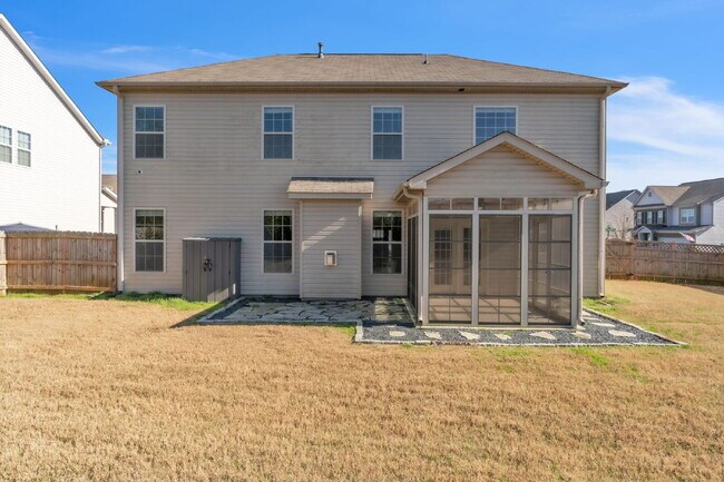 Building Photo - 4BR/3BA Luxury Home with Bonus Room, Screened Porch & Fenced Yard $2,600/mo rent