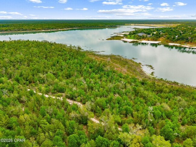 Building Photo - 114 Lake Merial Trail
