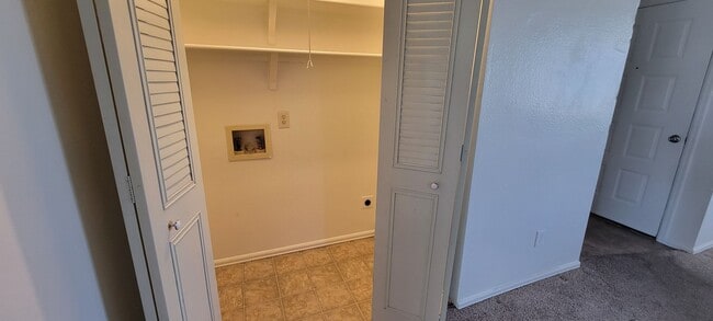 Building Photo - Upper Unit in Fruita