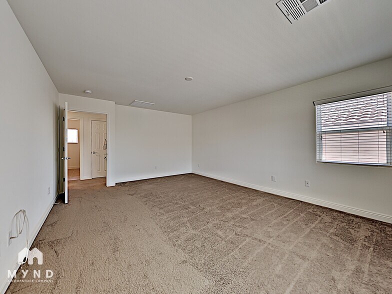 Building Photo - 10639 Kearney Mountain Ave