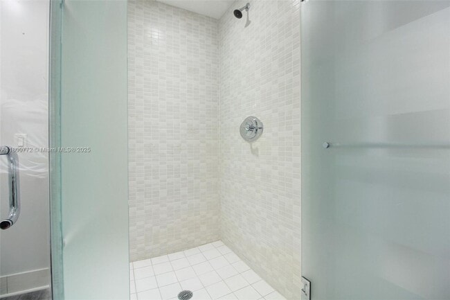 Building Photo - 5350 NW 87th Ave