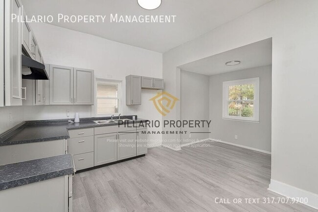 Building Photo - 33 S Addison St