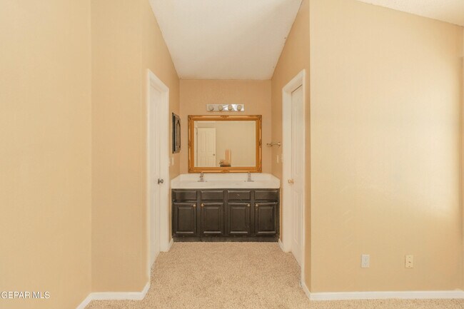 Building Photo - 1325 John Ring Ln