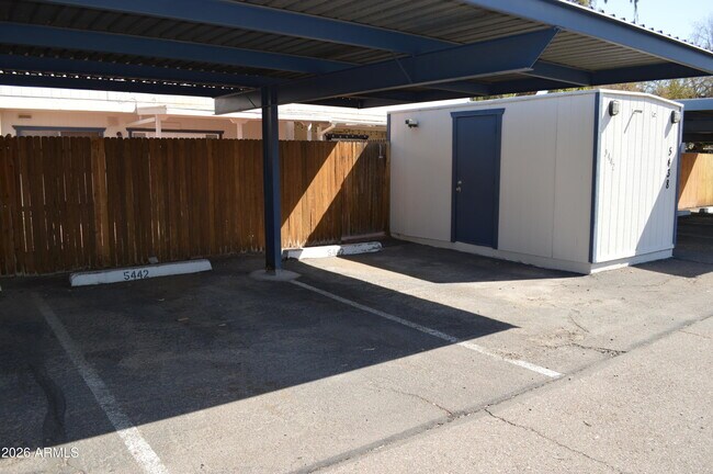 Building Photo - 5442 W El Caminito Dr