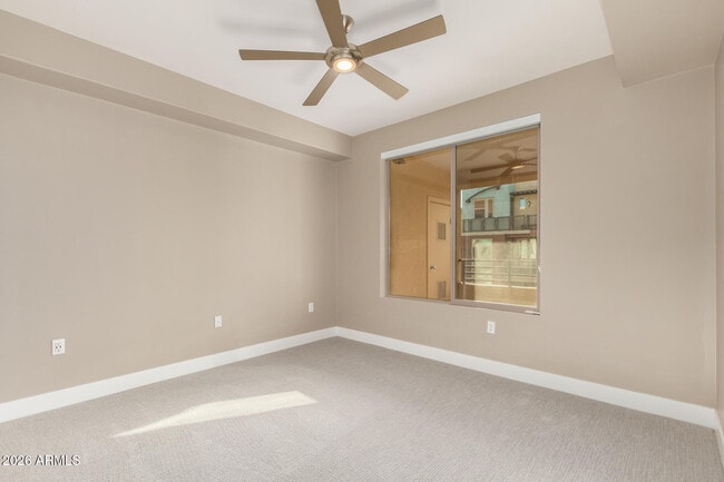 Building Photo - 4803 N Woodmere Fairway