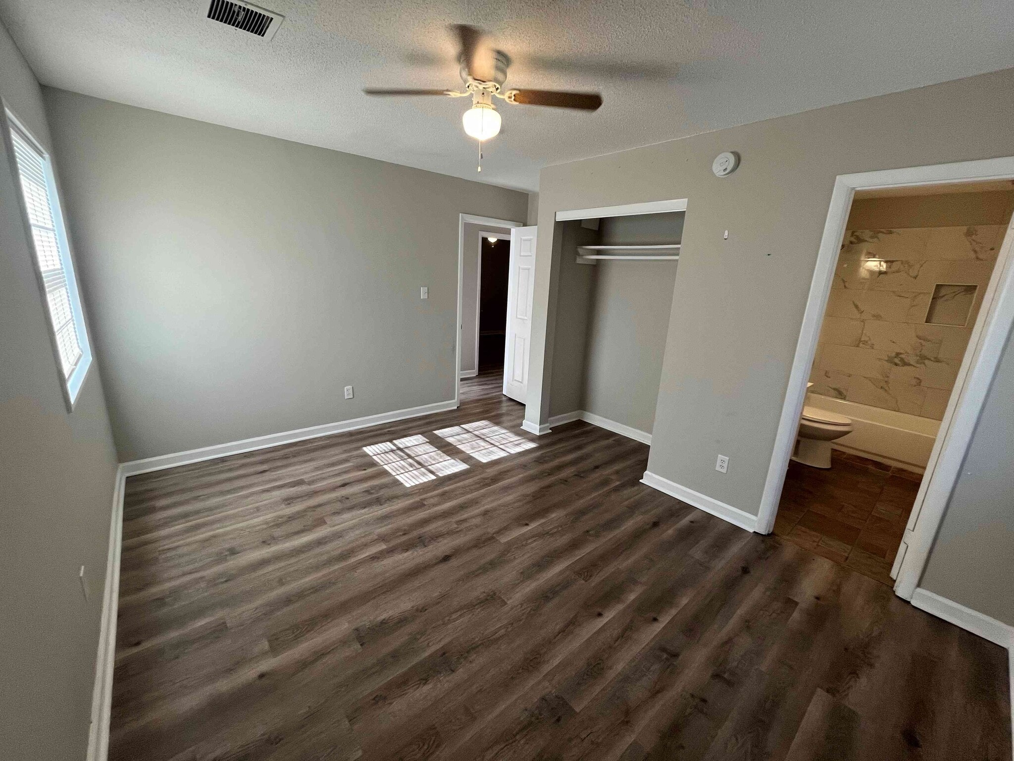 Building Photo - 1102 Danville Rd SW