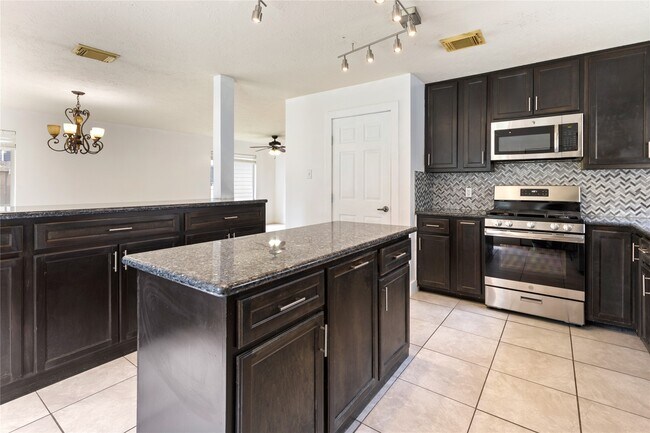 Building Photo - 22014 Soft Pines Ct