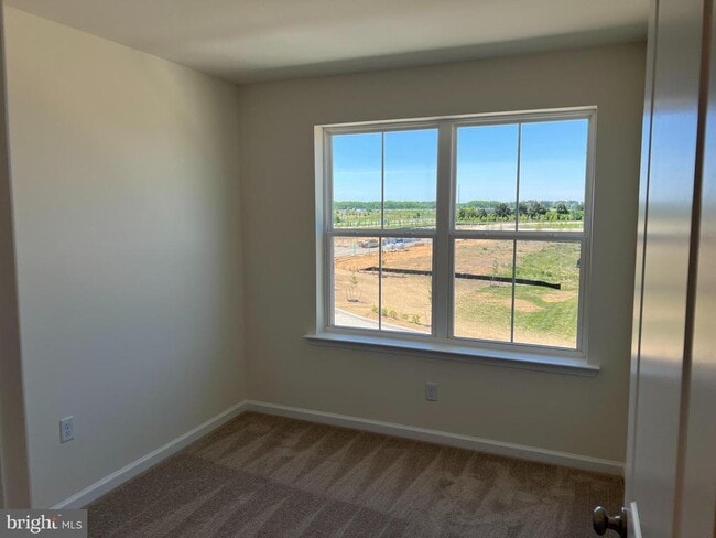 Building Photo - 756 Rosler Wy