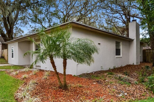Building Photo - 25501 Troon Ave