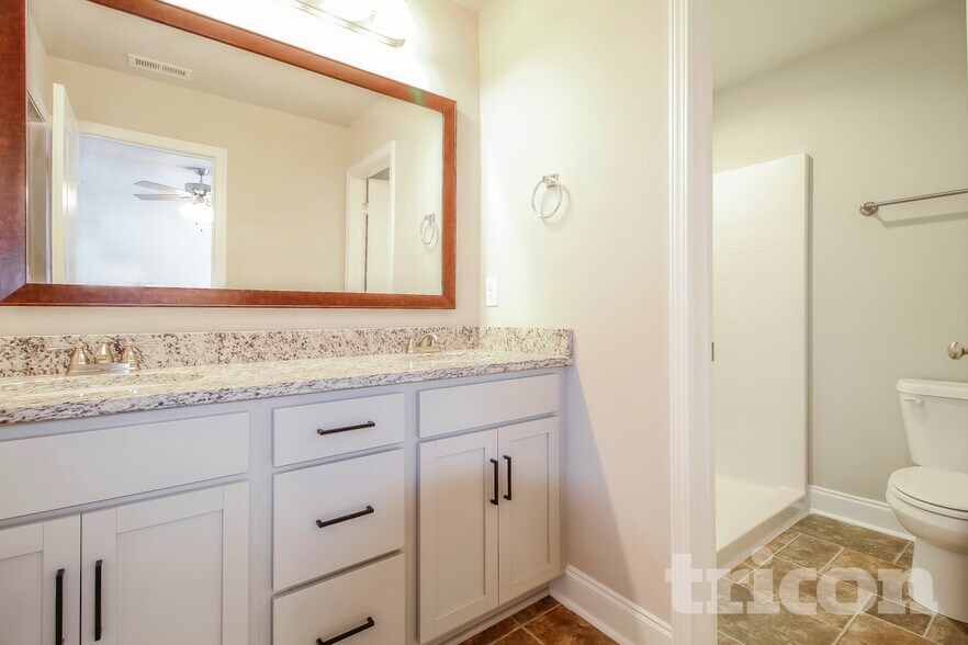 Building Photo - 109 Patagonia Rd