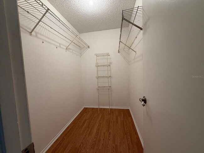 Building Photo - 8643 Mallard Reserve Dr