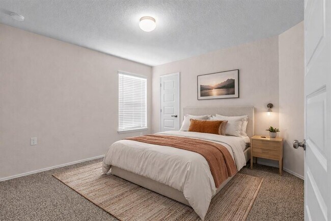 Building Photo - 9200 Furman Dr