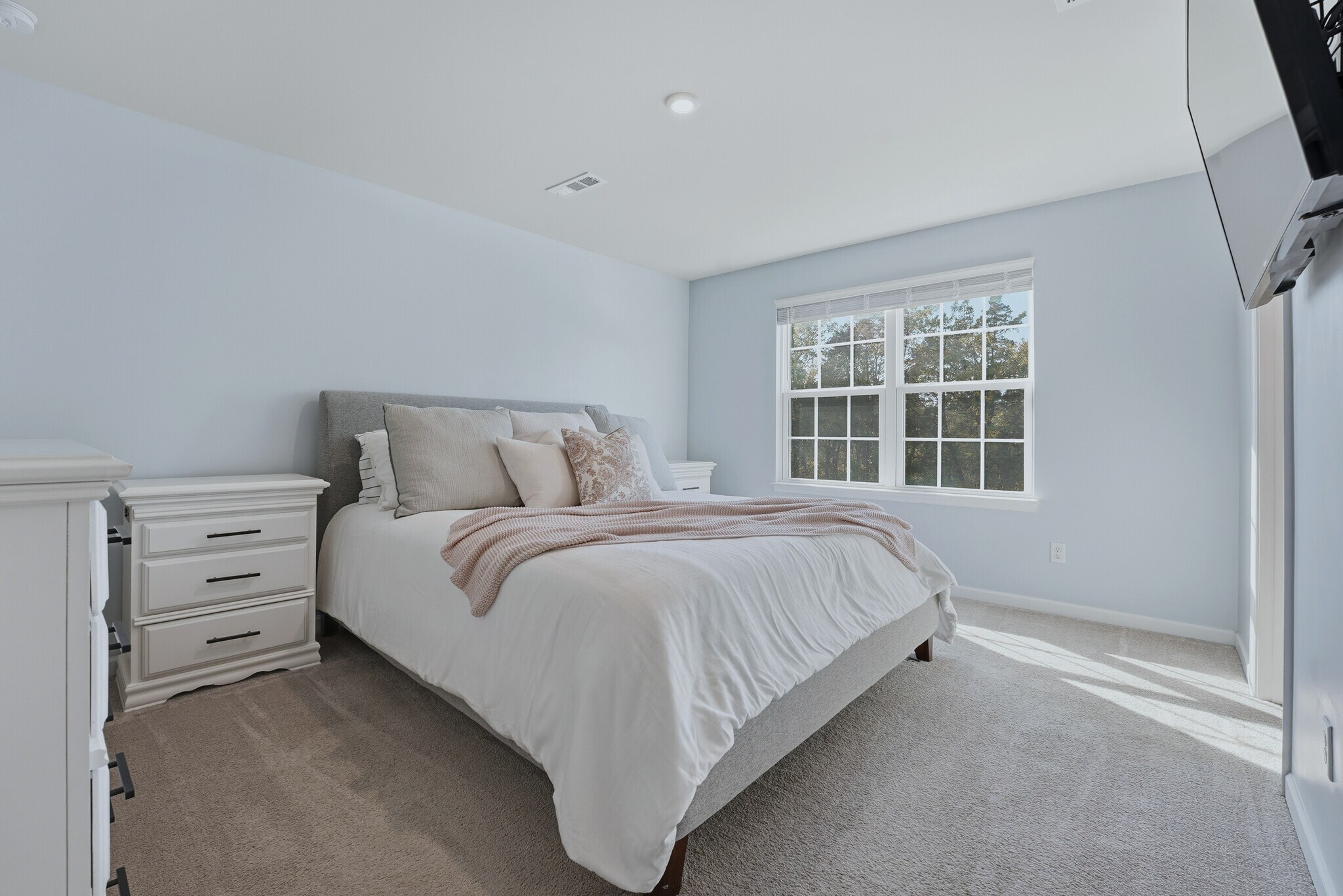 Building Photo - 838 Dean Dr