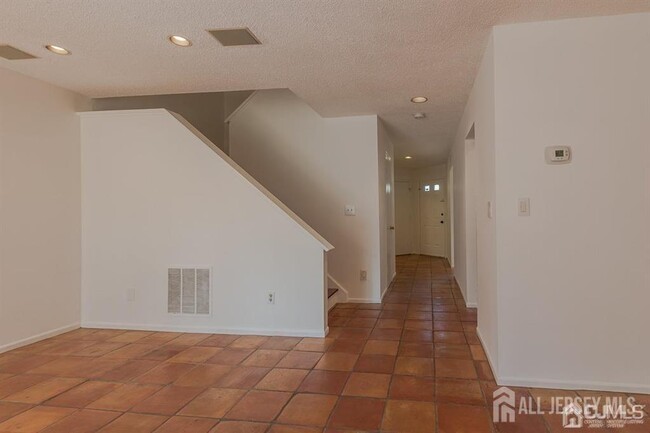 Building Photo - 29 Sandpiper Dr