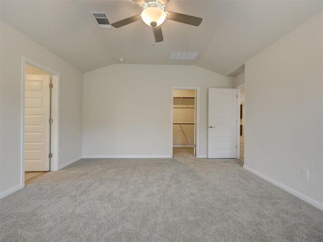Building Photo - 108 Greenspire Ln