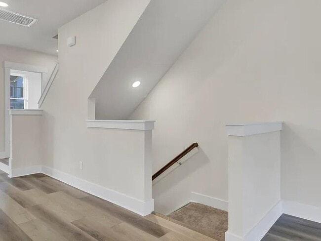 Building Photo - 1046 Old Cypress Run