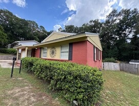 Building Photo - 406 Rosa Ave