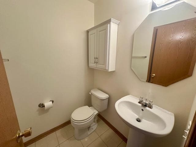 Building Photo - 1872 Middlebury Dr