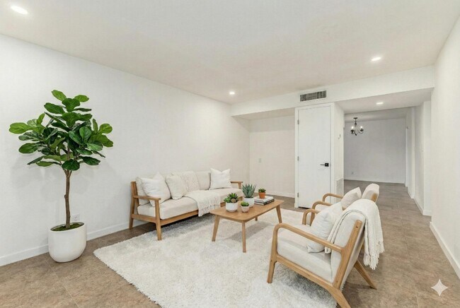 Building Photo - 6935 E 4th St