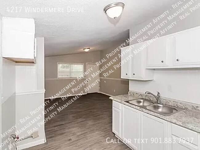 Building Photo - 4217 Windermere Rd