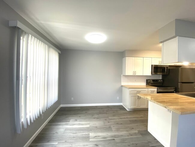 Building Photo - 68-3831 Lua Kula St. H206