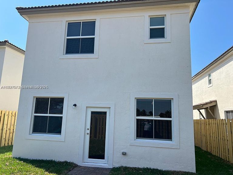 Building Photo - 2281 NW 131st Cir