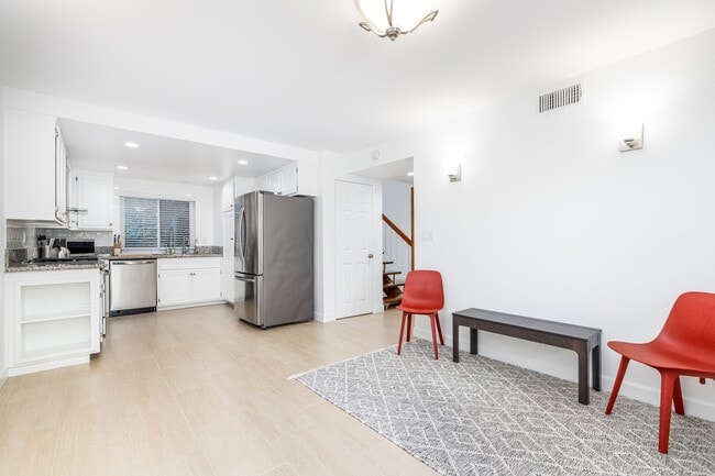 Building Photo - 29202 Heathercliff Rd