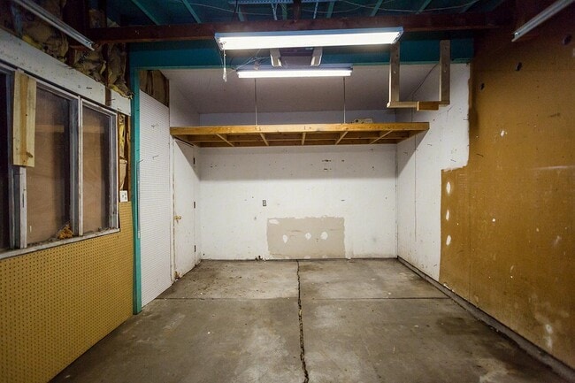 Building Photo - 500 Eldora Ln
