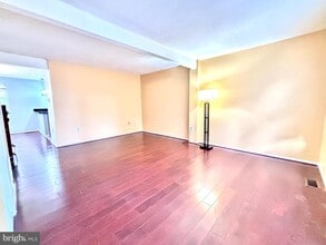 Building Photo - 6226 Hillside Rd