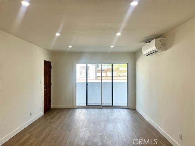 Building Photo - 3461 Perlita Ave