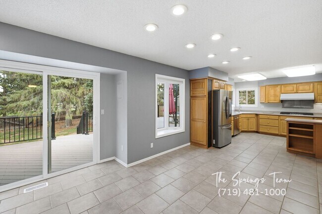 Building Photo - 3625 E Wade Ln