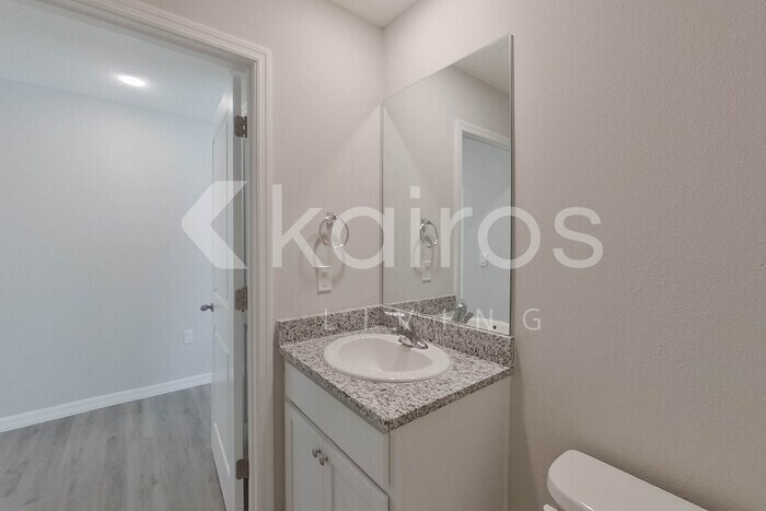 Building Photo - 8681 SW 43rd Ter