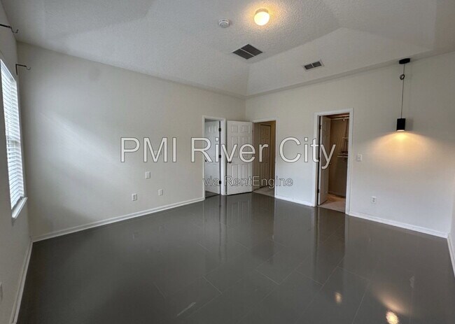 Building Photo - 8617 Ribbon Falls Ln