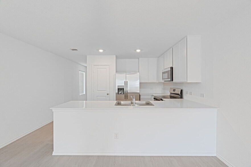 Building Photo - 117 Dark Victory Rd