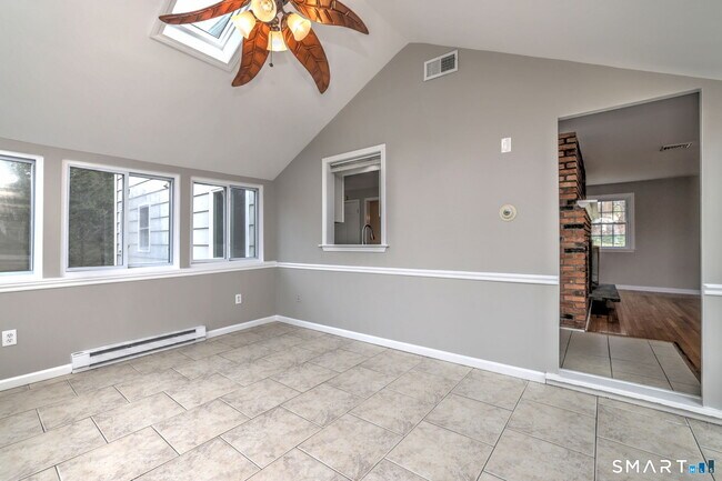 Building Photo - 25 Shelter Rock Rd