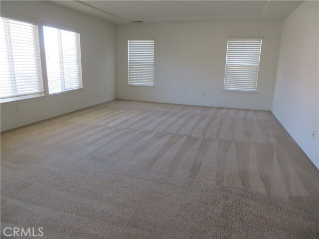Building Photo - 14336 Saline Dr