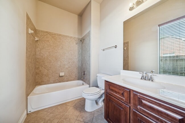 Building Photo - 8702 Stowe Creek Ln