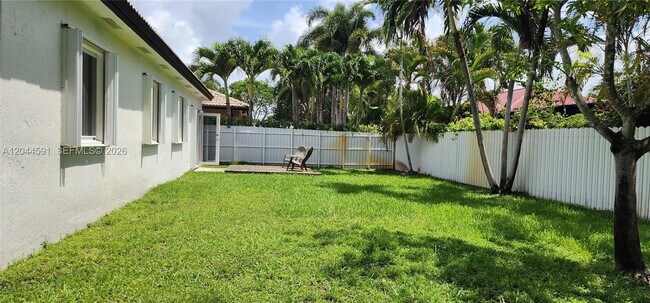 Building Photo - 16507 NW 91st Ave